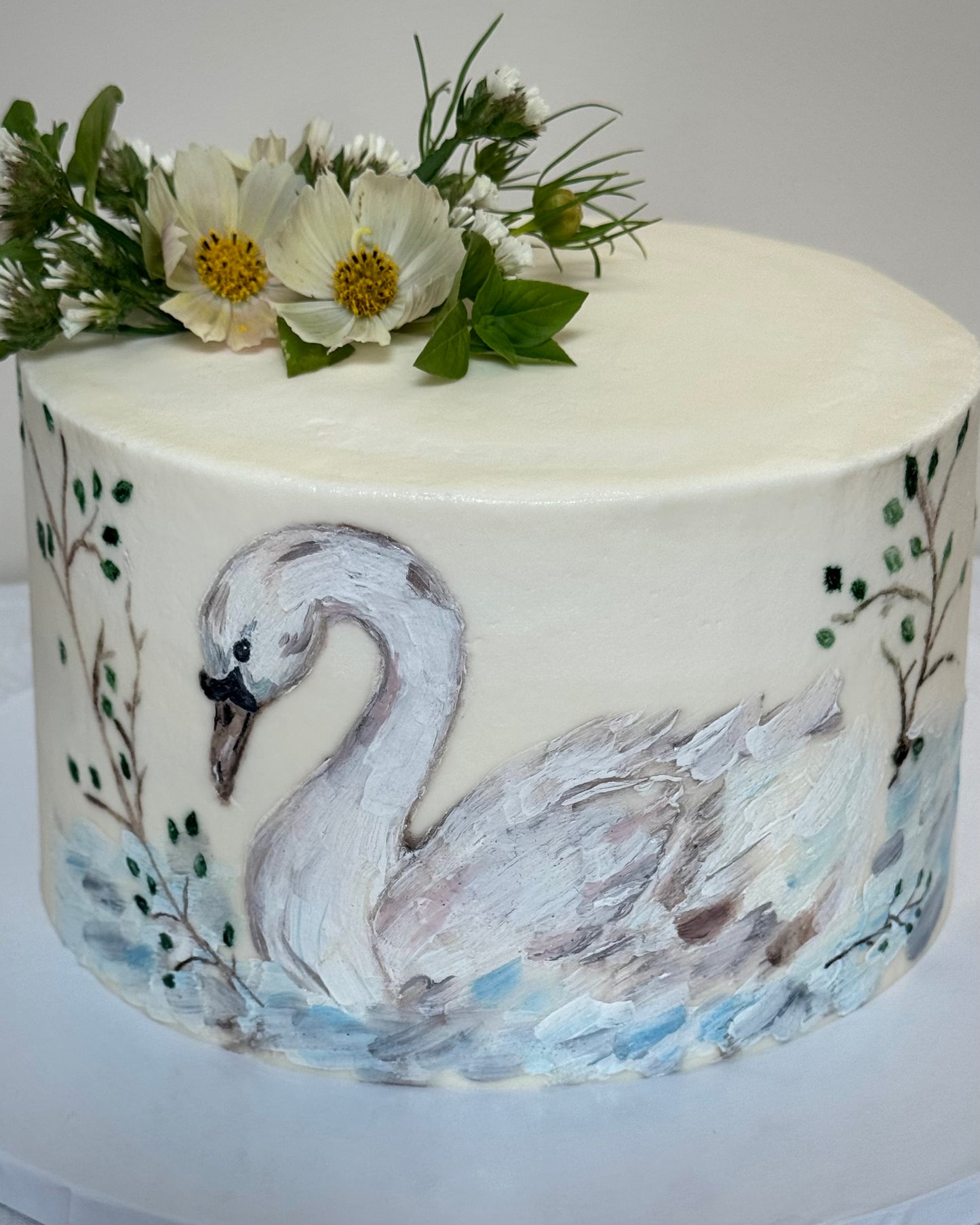 The Heirloom Swan Cake