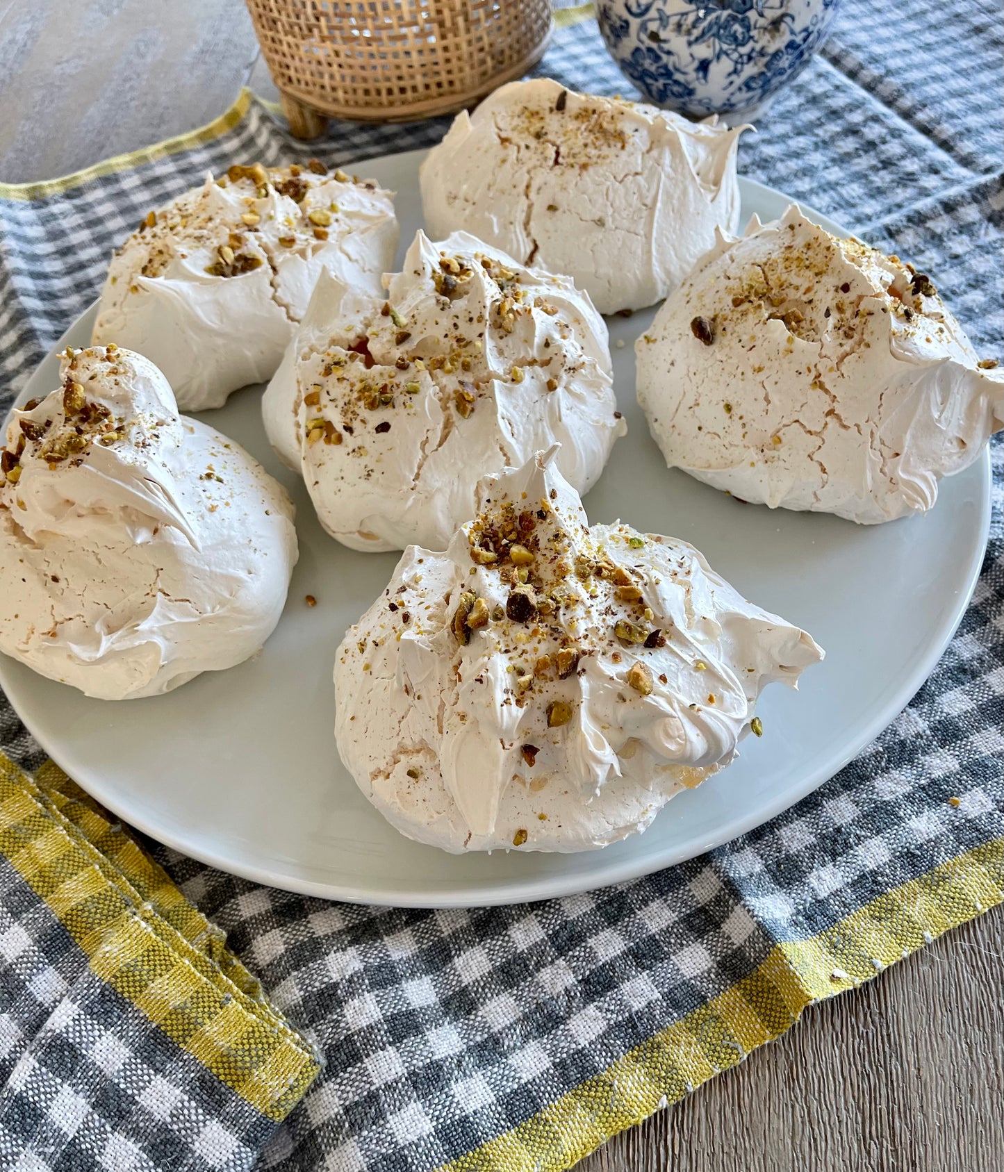 Vanilla Salted Pistachio Meringues (Half Dozen) image 0