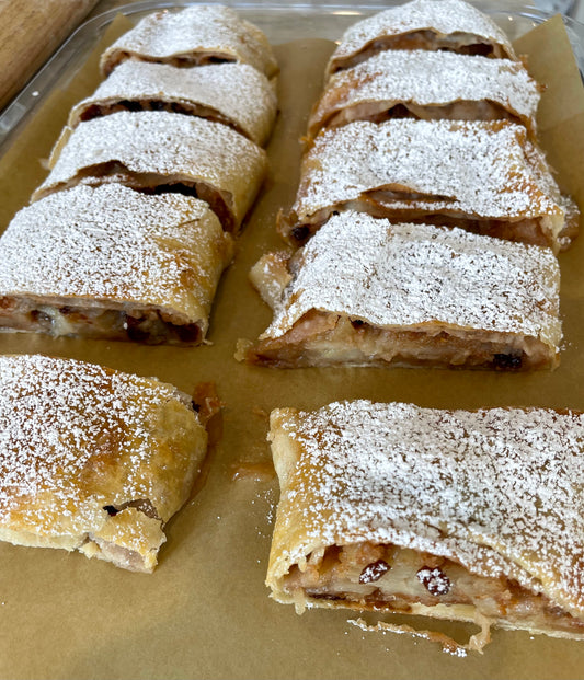 Apple Strudel image 0