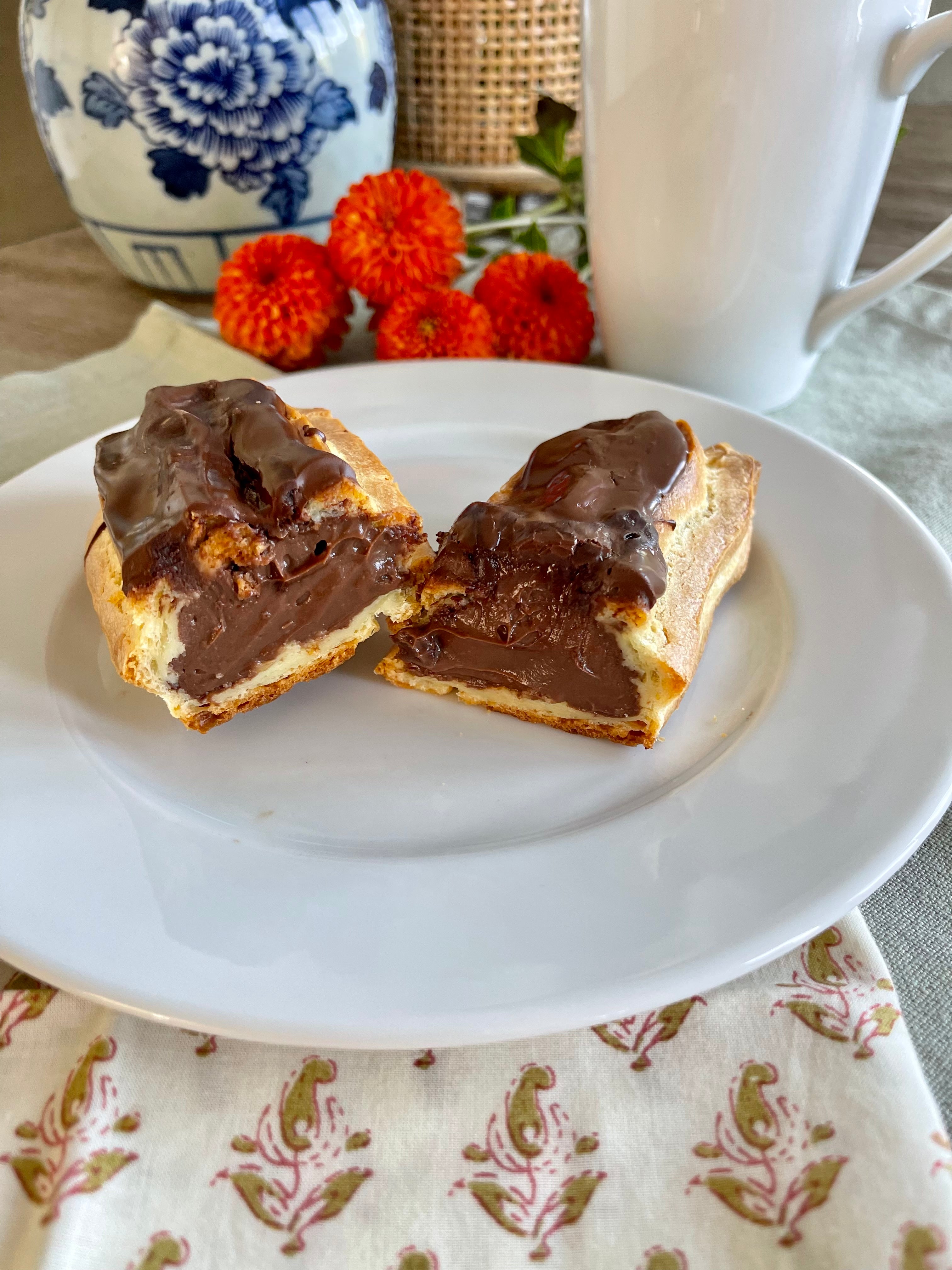 Chocolate Eclairs (Half Dozen) image 0